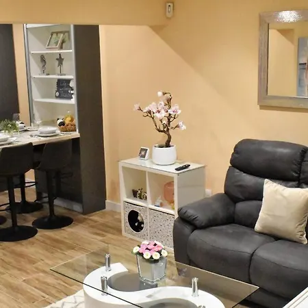 Apartment In The Heart Of Fuengirola; Comfort, Fun & Beaches! Fuengirola